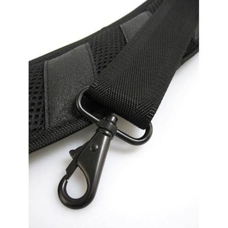 Up close view of the Universal Replacement Shoulder Strap clasp by Skooba Design.